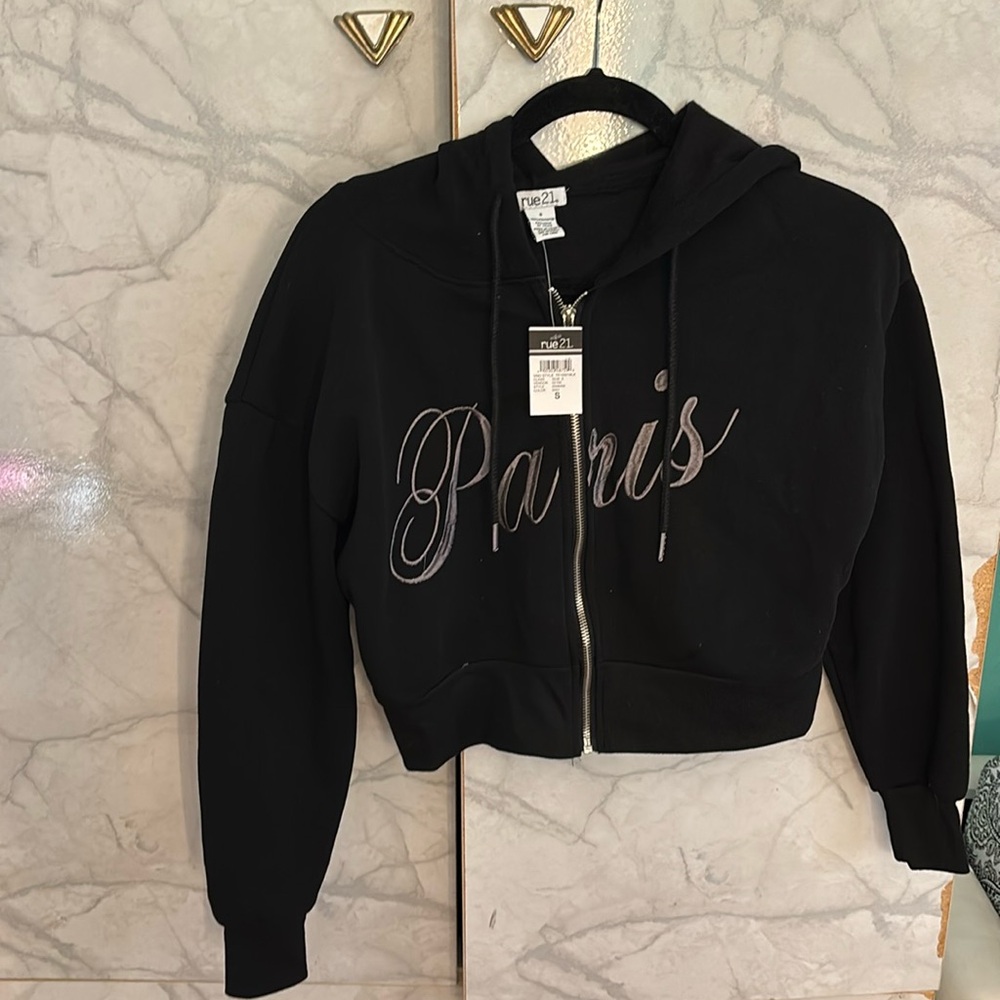 Rue 21 cropped zip up sweater.